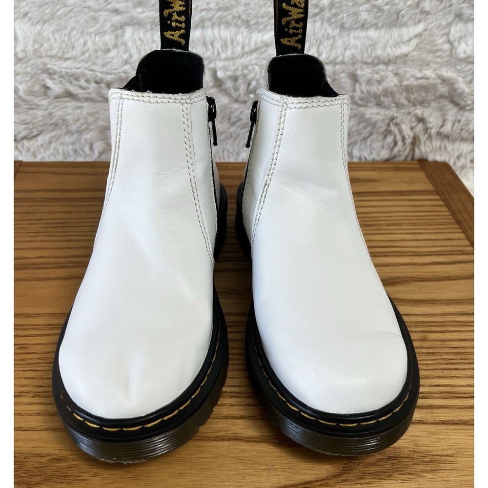 Dr Martens Girls Leather Zip Chelsea Boots‎ 2976 US 2 UK 1 White Smooth Doc - Picture 2 of 8